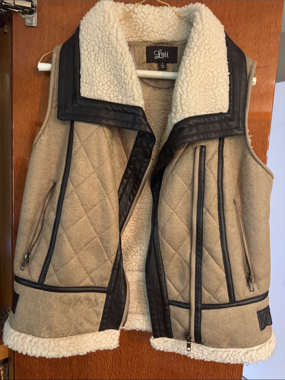Luii Taupe Quilted Vest with Cream Sherpa and Black Trim